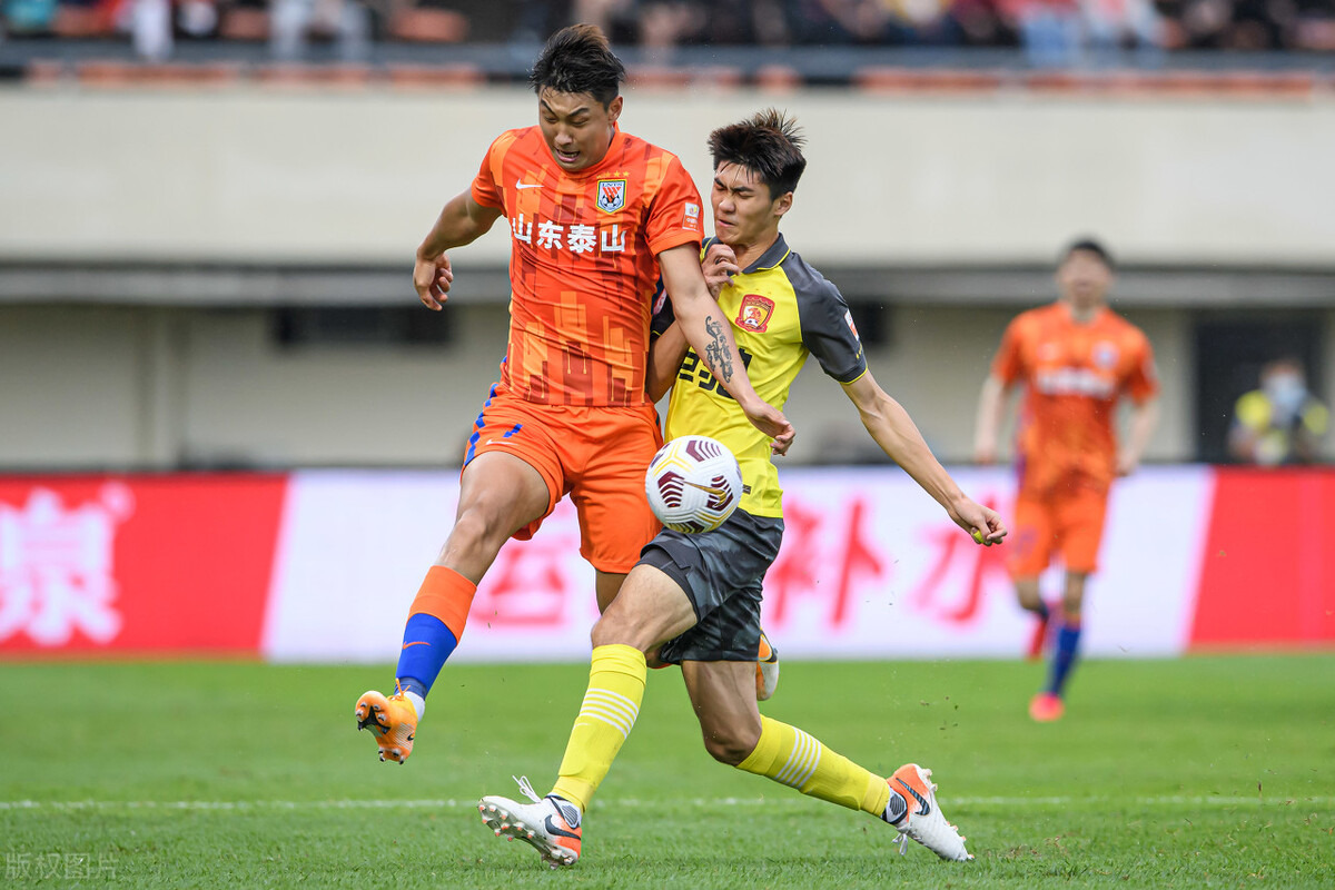 lol攻略-浙江队迎葡超关键赛；清晨完成体检；更衣室稳定；团队化学反应显著的简单介绍