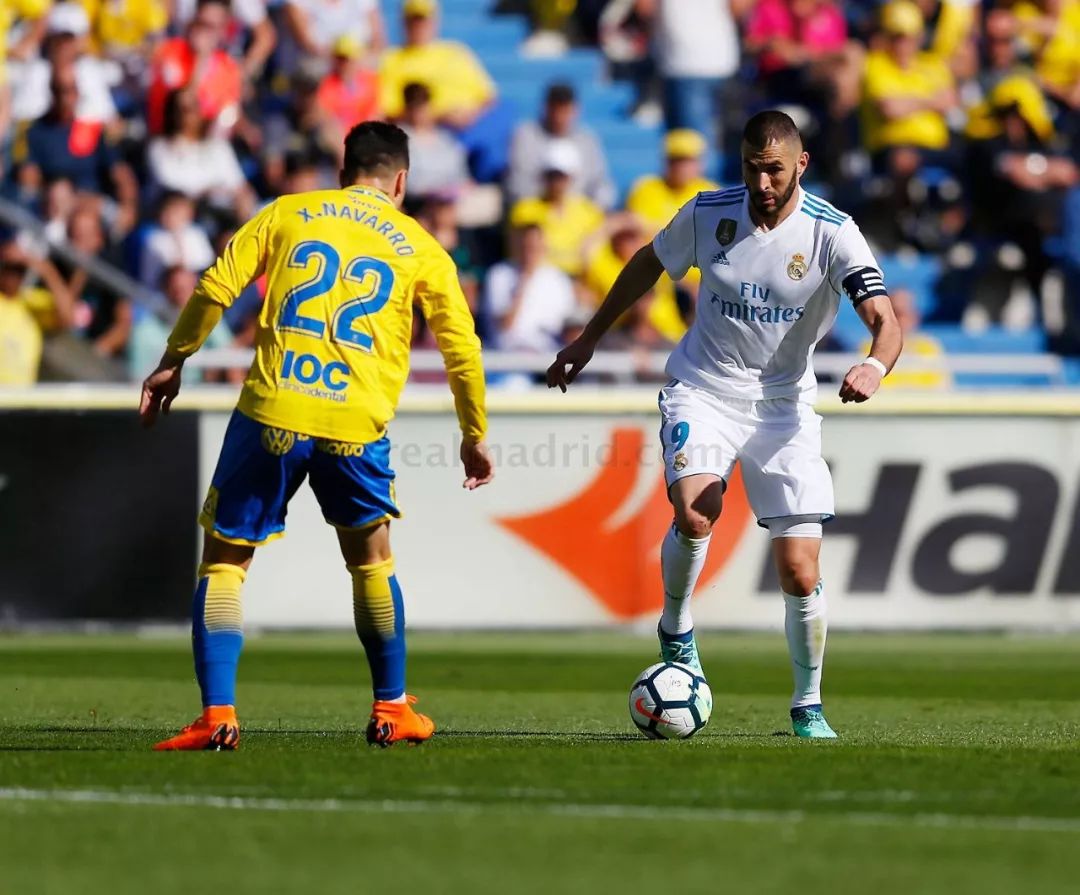 英雄联盟战争学院-里程碑夜！辽宁本钢队长鼓劲，荷甲转会期刷纪录，更衣室稳定，医务组通报恢复的简单介绍