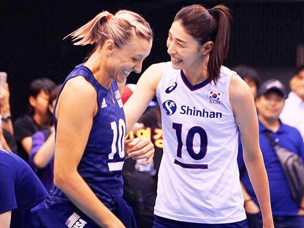 英雄联盟战争学院-关于华盛顿奇才训练开放日，赛后造点机会引欢呼，全明星赛在即，训练强度明显提升的信息